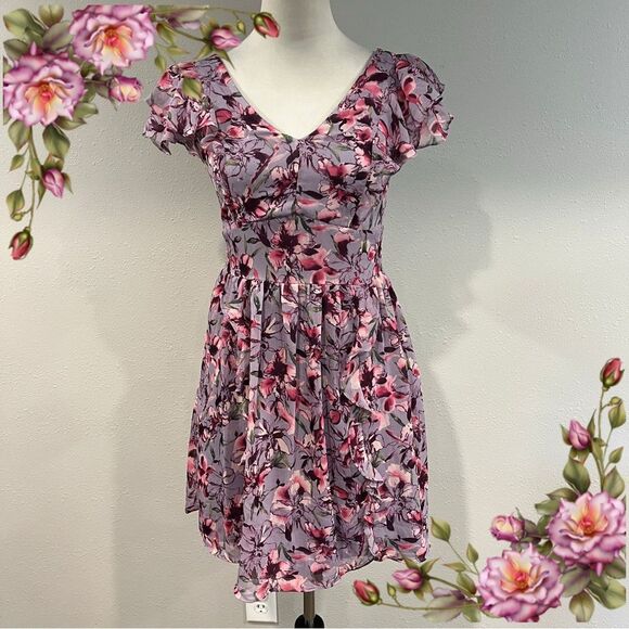 Express lilac color flutter Sleeves Mini v-neck Sundress size 4 - Picture 1 of 13